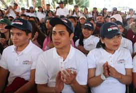 Jóvenes Construyendo el Futuro registro para ayudar en Acapulco después del paso del Huracán Otis